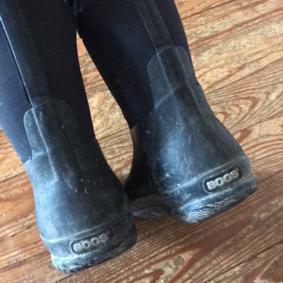 Kids Bogs size 4 - Picture 2 of 7
